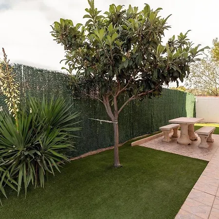 'vista Cunit' Mit Privatem Pool Holiday home