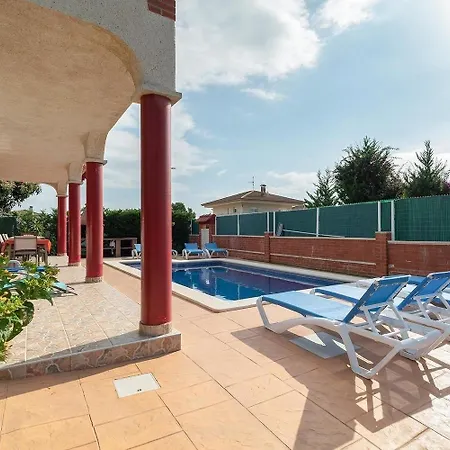 Holiday home 'vista Cunit' Mit Privatem Pool
